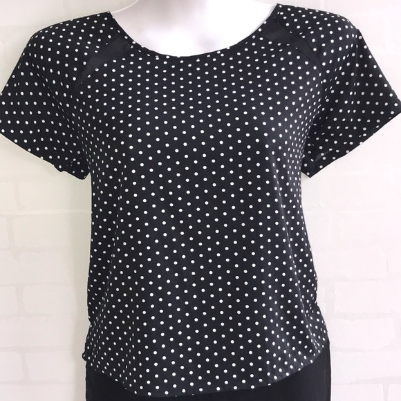 📁American Eagle Short Sleeve Blouse📁 - Picture 5 of 6